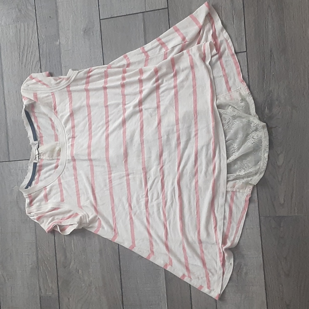 jolt short sleeve lace back shirt